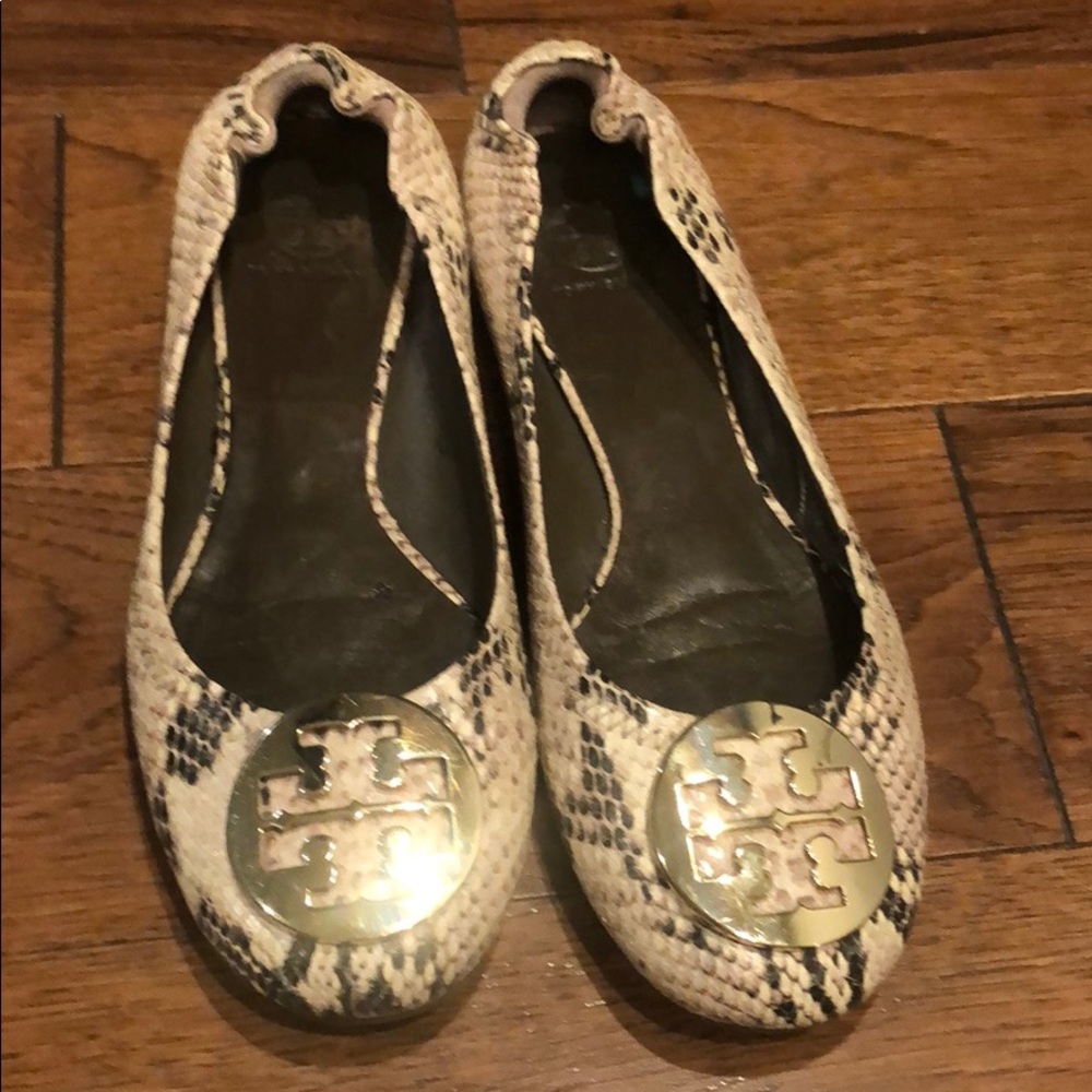 AUTHENTIC TORY BURCH REVAS
